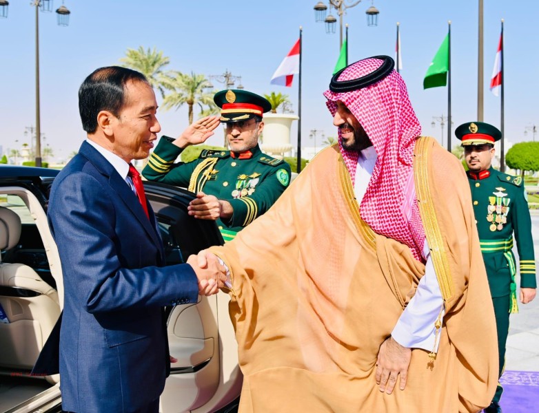 Jokowi Bertemu PM Arab Saudi di Istana Al-Yamamah, Sepakat Bentuk Dewan Koordinasi