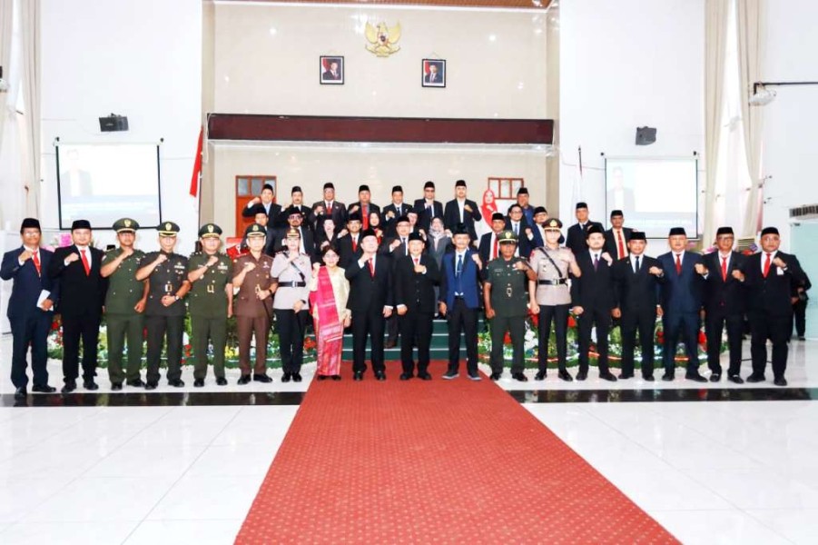 Rapat Paripurna DPRD Pematangsiantar : Pidato Presiden Sebut Pelajar Keracunan MBG
