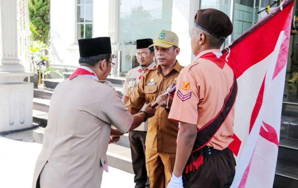 Kontingen Kwarcab Gerakan Pramuka Kota Siantar Dilepas Sekda Menuju Jambore Daerah