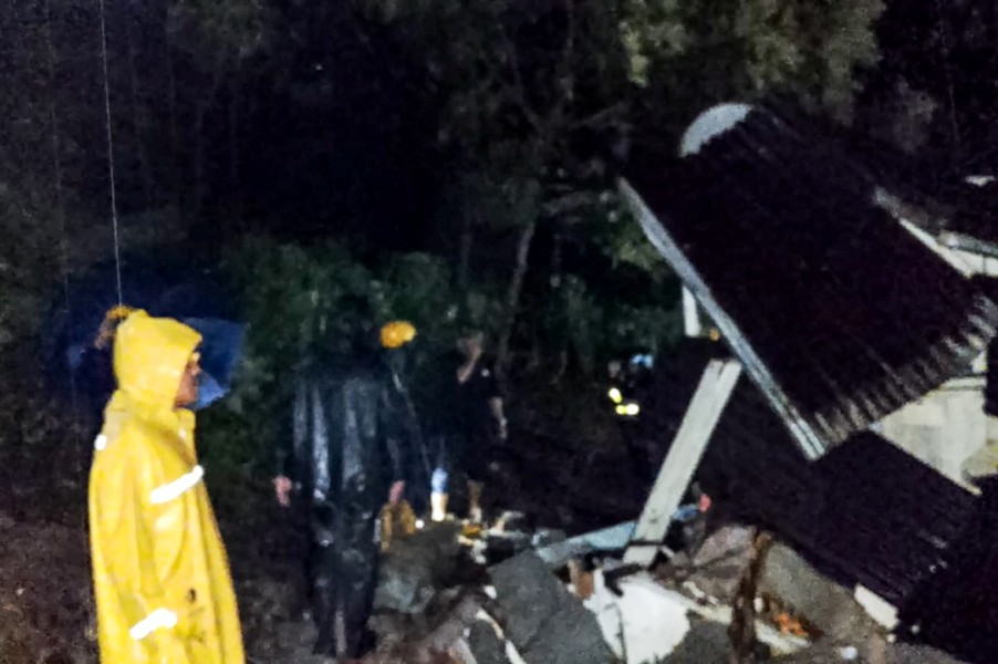 Cuaca Ekstrim di Siantar, Terjadi Longsor di 2 Lokasi dan Korban Divakuasi