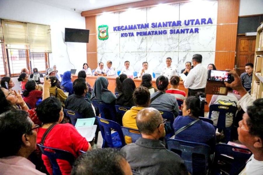 Korban Kebakaran Pasar Dwikora Parluasan Terima Bantuan Pemko Siantar