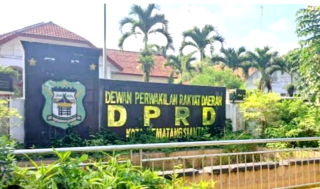 Pemko Siantar Sampaikan Rancangan APBD 2027 kepada DPRD